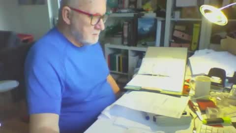 Snapshot of luley58 chatting on 17, 2, 2026 luley58 online show from 17, 2, 2026