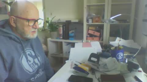 Snapshot of luley58 chatting on 12, 5, 2026 luley58 online show from 12, 5, 2026