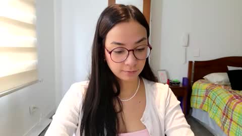 Snapshot of lulibee_ chatting on 31, 3, 2026 Luli online show from 31, 3, 2026
