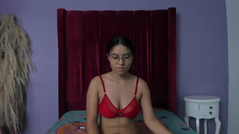 Snapshot of lulu_kissx chatting on 7, 7, 2026 Lulu online show from 7, 7, 2026