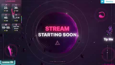 Snapshot of luluubloomm chatting on 19, 11, 2025 Lulu online show from 19, 11, 2025