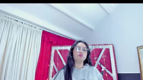 Luna  online show from 23, 11, 2025