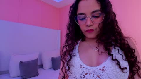 Luna online show from 14, 4, 2026