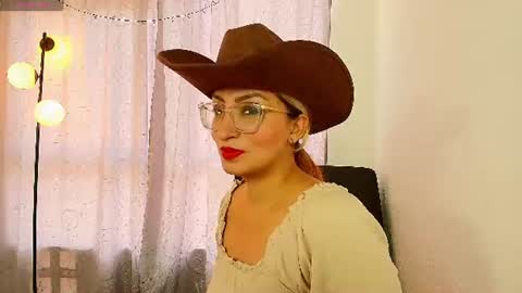 luna__velvet online show from 1, 7, 2026
