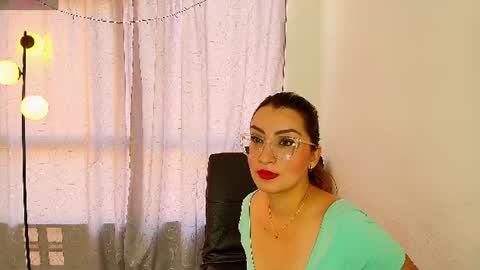 luna__velvet online show from 2, 7, 2026