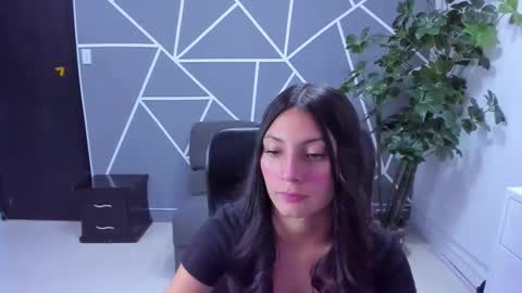 luna_bennett_ online show from 24, 2, 2026