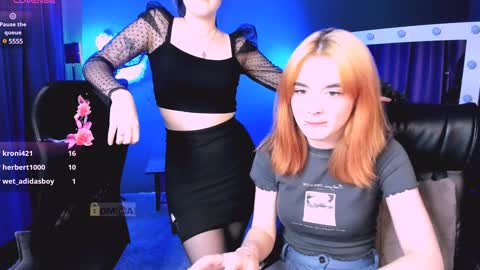 luna_berryy online show from 26, 1, 2025