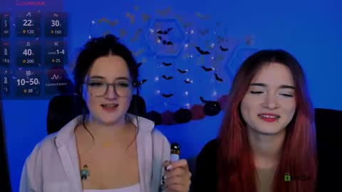 luna_berryy online show from 30, 10, 2025