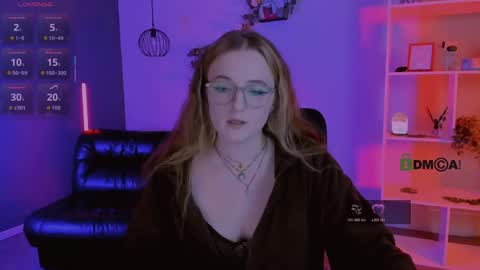 Snapshot of luna_berryy chatting on 21, 4, 2026 luna_berryy online show from 21, 4, 2026