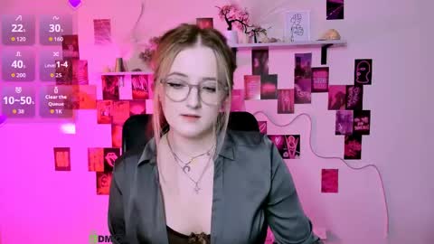Snapshot of luna_berryy chatting on 6, 5, 2026 luna_berryy online show from 6, 5, 2026