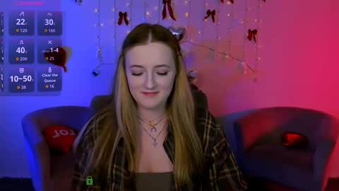 Snapshot of luna_berryy chatting on 12, 5, 2026 luna_berryy online show from 12, 5, 2026