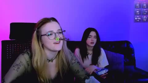 Snapshot of luna_berryy chatting on 11, 6, 2026 luna_berryy online show from 11, 6, 2026