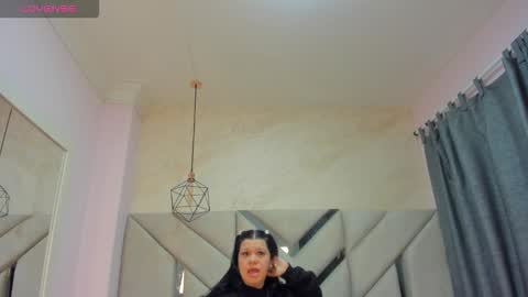 Snapshot of luna_blyss chatting on 15, 2, 2026 Luna online show from 15, 2, 2026