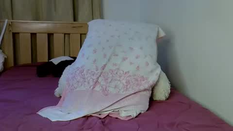 maskedmalkia online show from 7, 2, 2026