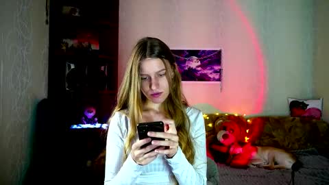 Snapshot of luna_evan chatting on 29, 10, 2025 luna_evan online show from 29, 10, 2025