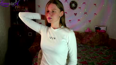 Snapshot of luna_evan chatting on 27, 4, 2026 luna_evan online show from 27, 4, 2026