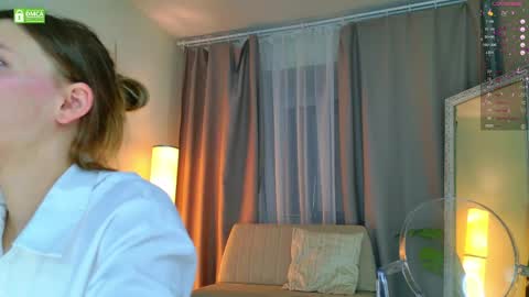 Snapshot of luna_helga chatting on 4, 5, 2026 Luna online show from 4, 5, 2026