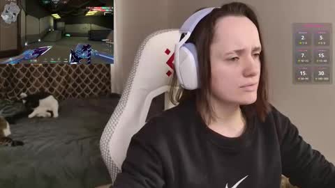 luna_loveeee online show from 26, 9, 2025