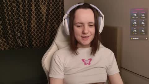 luna_loveeee online show from 24, 11, 2025