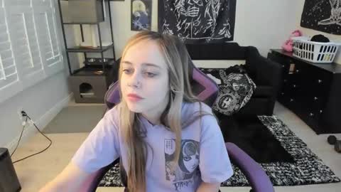 Luna online show from 7, 3, 2026