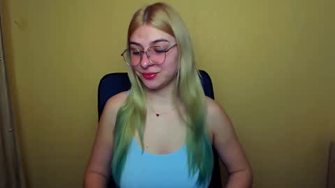 Luna online show from 3, 1, 2025