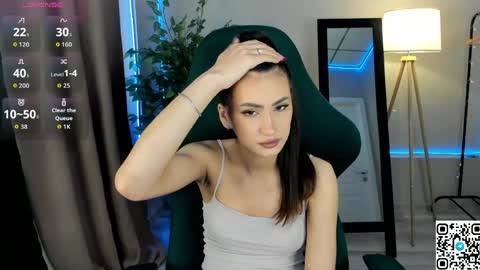Snapshot of luna_mee chatting on 8, 5, 2026 Adele online show from 8, 5, 2026