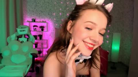 Snapshot of luna_moran chatting on 3, 3, 2025 Lina online show from 3, 3, 2025