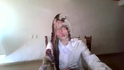 Snapshot of luna_nueva_ chatting on 20, 4, 2026 LUNA online show from 20, 4, 2026