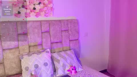   online show from 12, 9, 2025