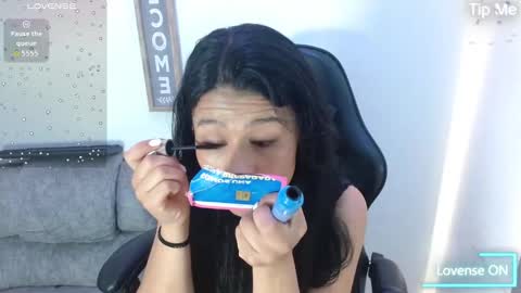 luna_starr69 online show from 16, 12, 2025