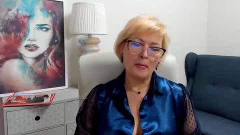 Snapshot of luna_xfantasy chatting on 16, 4, 2026 L u n a online show from 16, 4, 2026