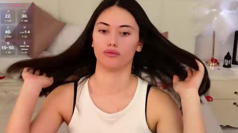 Snapshot of lunaa_baby_girl chatting on 7, 3, 2026 Luna online show from 7, 3, 2026