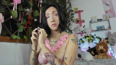 lunacristal_moon online show from 9, 12, 2024