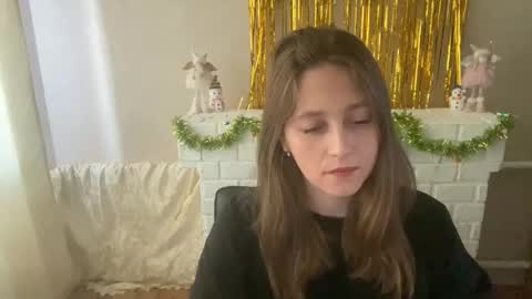 lunafeather online show from 21, 12, 2025