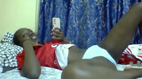 Snapshot of lunah_kitty chatting on 9, 4, 2026 lunah_kitty online show from 9, 4, 2026