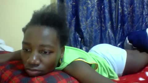 Snapshot of lunah_kitty chatting on 23, 4, 2026 lunah_kitty online show from 23, 4, 2026