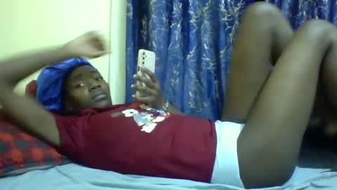 Snapshot of lunah_kitty chatting on 15, 5, 2026 lunah_kitty online show from 15, 5, 2026