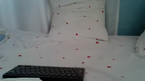 Snapshot of lunalove22_ chatting on 3, 2, 2026 lunalove22_ online show from 3, 2, 2026