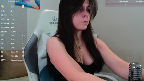 Snapshot of lunalovesuu chatting on 17, 12, 2024 Luna online show from 17, 12, 2024