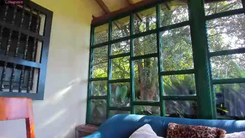 Snapshot of lunaluxe1001 chatting on 1, 8, 2026 lunaluxe1001 online show from 1, 8, 2026