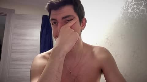 LunaPica online show from 5, 1, 2025