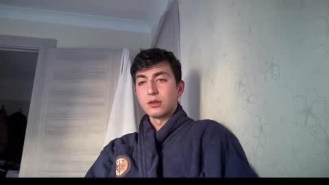 LunaPica online show from 6, 3, 2025