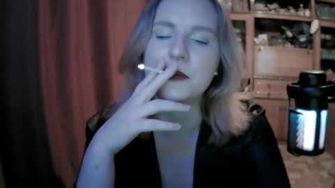 Snapshot of lunamystique_ chatting on 22, 5, 2026 lunamystique_ online show from 22, 5, 2026