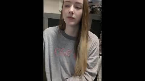 Snapshot of lunapixie2020 chatting on 29, 1, 2025 lunapixie2020 online show from 29, 1, 2025