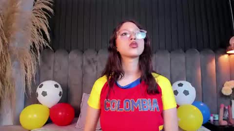 Snapshot of lunar_lustx chatting on 27, 6, 2026 lunar_lustx online show from 27, 6, 2026