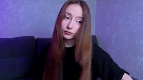 Snapshot of lunarialive chatting on 7, 7, 2026 Sonya online show from 7, 7, 2026