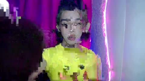 Snapshot of lunarmaxxx chatting on 22, 7, 2026 max online show from 22, 7, 2026