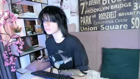 Snapshot of lunaroffset chatting on 1, 6, 2026 Matthew online show from 1, 6, 2026