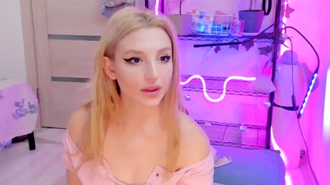 Kate online show from 6, 2, 2025