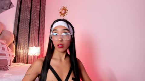 Snapshot of lunavelour_ chatting on 18, 4, 2026 Luna online show from 18, 4, 2026